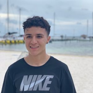 Meet your Posher, Armando